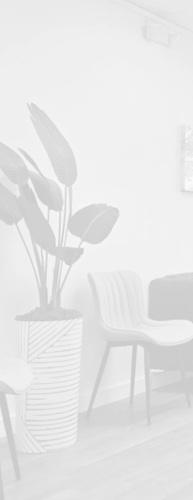 Wellen Family Dental office White and Black img