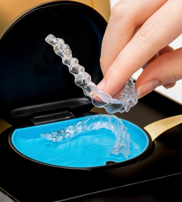 Straighten Teeth Without Metal Braces